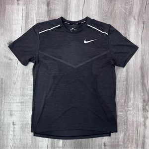 Nike Running / Training Short Sleeve T-shirt